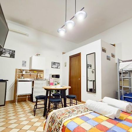 La Casina Di Promised Land Napoli Apartment Bagian luar foto