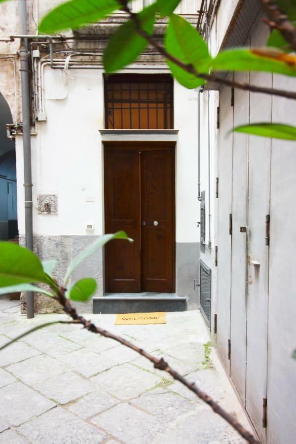 La Casina Di Promised Land Napoli Apartment Bagian luar foto